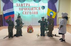 Музыкально – литературная композиция « На привале», руководитель - учитель логопед Кикеева Наталья Романовна.